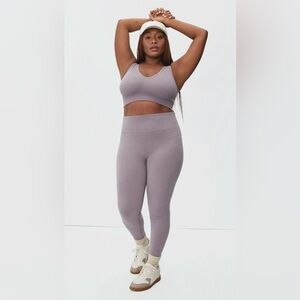 NWT Everlane The Seamless Legging, Ribbed Purple Athletic Wear, Sizes XS/S & M/L